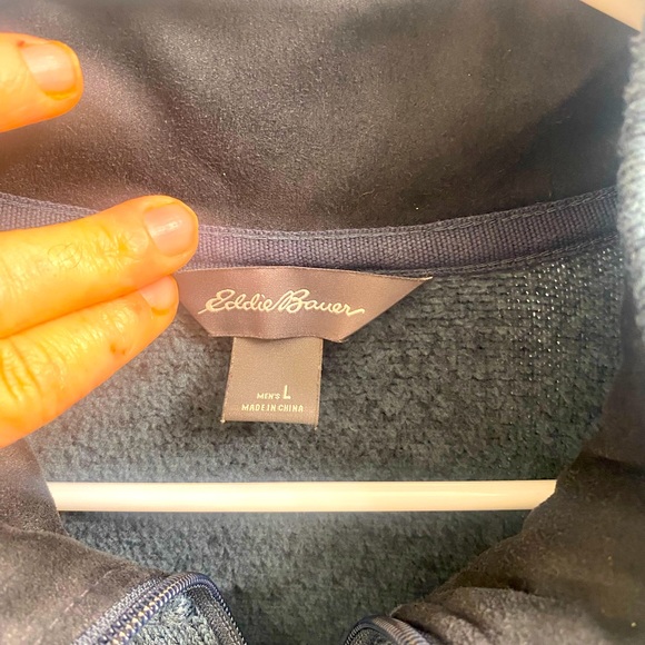 Eddie Bauer Men’s Convector 1/2 Zip, L - Picture 2 of 3